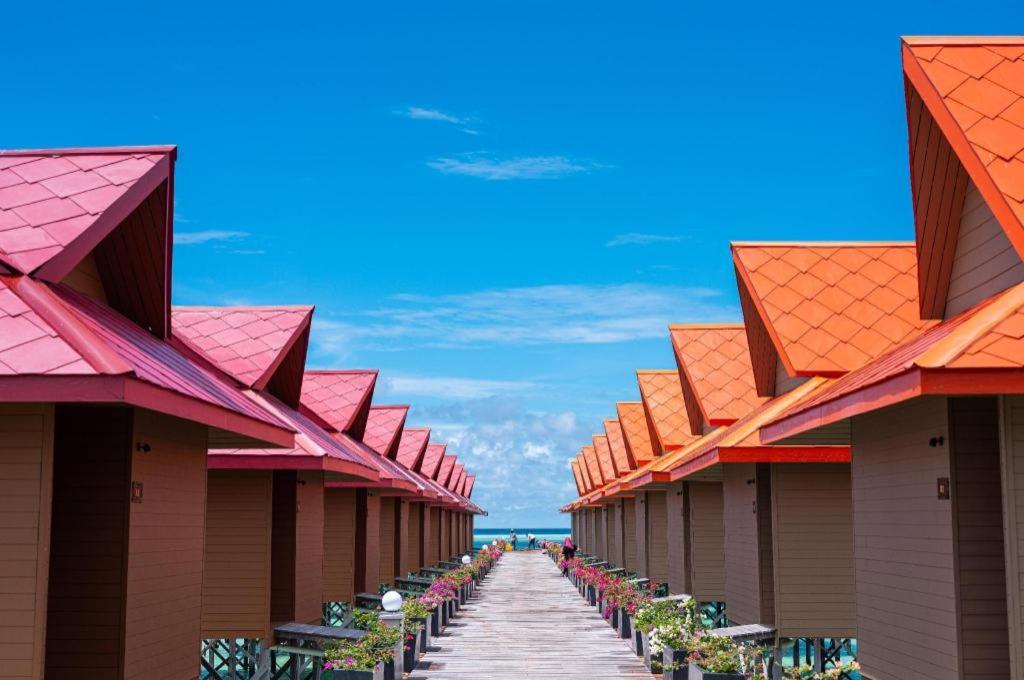 Sand Bay Resort เซมปอร์นา ภายนอก รูปภาพ