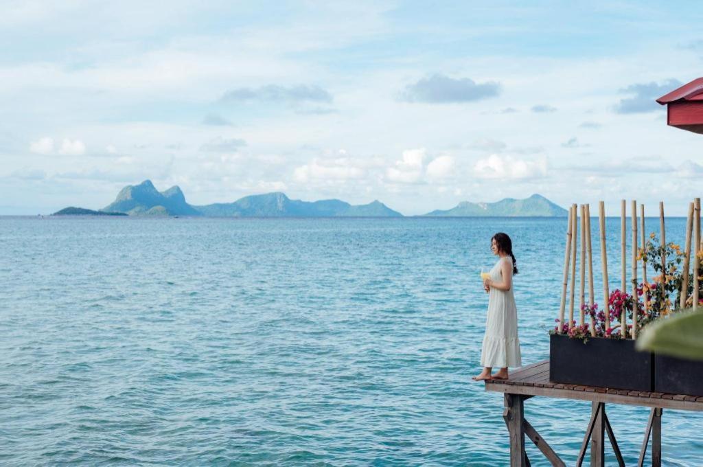 Sand Bay Resort เซมปอร์นา ภายนอก รูปภาพ